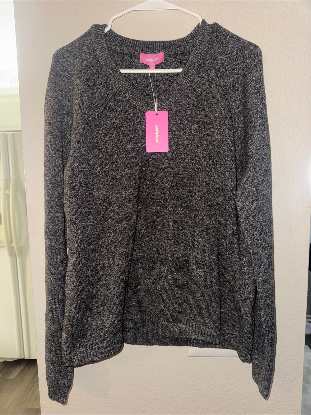 Edikted Charcoal Heather V-Neck Sweater